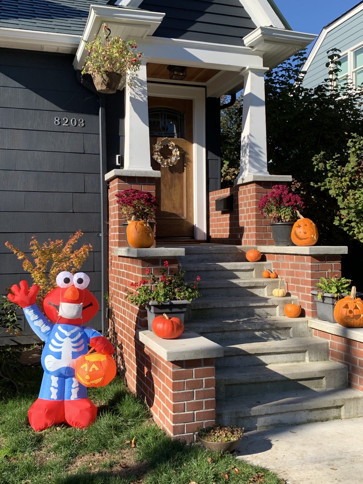 Halloween decorations  Seattle 2020 Halloween decorations