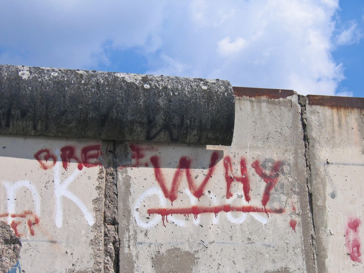 the berlin wall 1203819 1600x1200 1